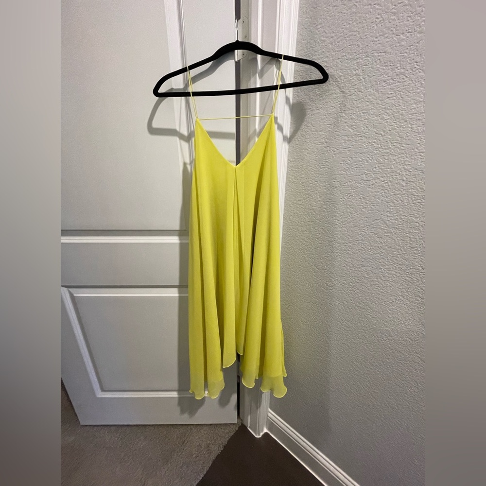 NWT Marciano Daize yellow sundress dress